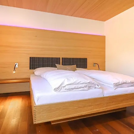 Apartment In 1 Stock