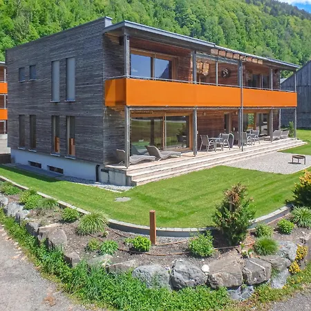 Apartment In 1 Stock *